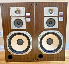 Set of Technics SB-2660 Stereo 3-way Speaker Systems 200 Watts with 12″ Woofers