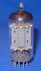 Marginal AMperex Long Plate 12AX7 / ECC83 1957 Date mC1