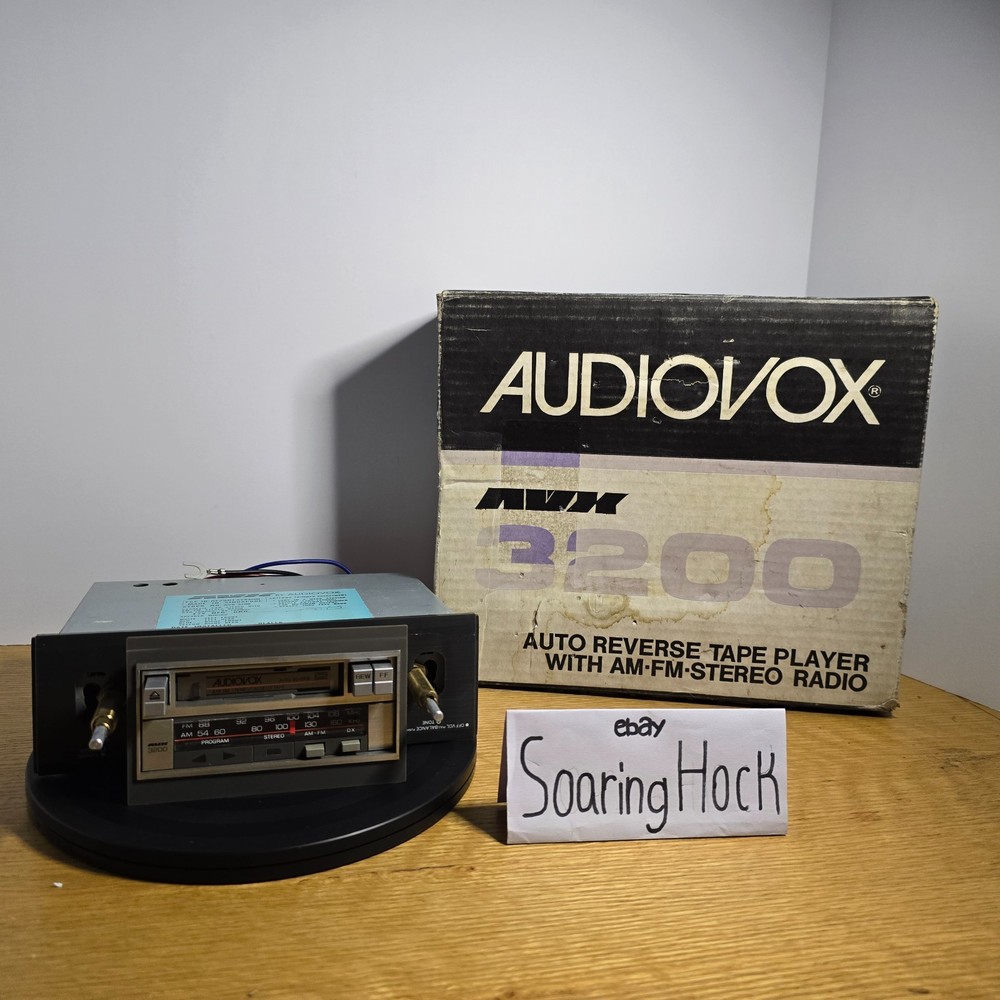 (Missing Knobs) AudioVox AVX 3200 Auto Reverse Tape Player AM FM Radio