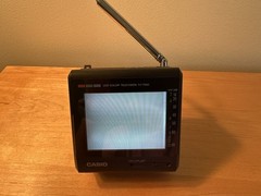 Casio TV-7500 Portable Color LCD TV Vintage Mini Television 4 Inch Works Analog
