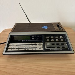 Vintage General Electric AM FM Weather TV Alarm Clock Radio Model 7-4687B