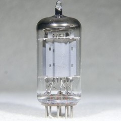 Telefunken ECC83/12AX7 Long Smooth Plate Diamond Mark on Bottom Germany Strong