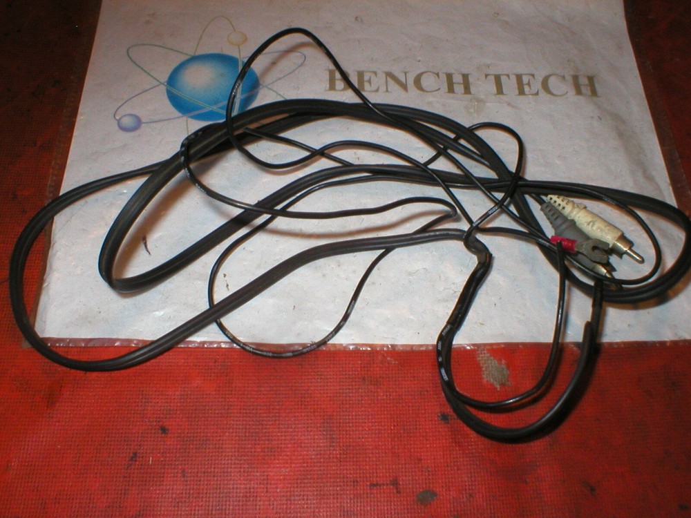 Bang & Olufsen 5833 Output Plug Wires With Ground Wire