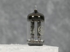 New Old Stock vintage GE 12AX7 / ECC83 long plate tube made in 1958