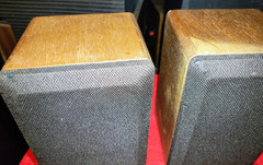 Pair Of Realistic Minimus -7W Speakers #40-2039A Walnut Veneer Tested Japan 40W.