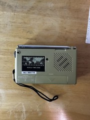 Bell Howell FM MW SW 9 Band World Receiver Portable Radio Vintage