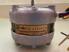 * OEM PART * PIONEER RT-707 701 REEL TO REEL RECORDER RIGHT SIDE MOTOR RXM-032