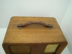 Vintage TrueTone Five Battery Radio Tweed