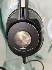 Vintage Pioneer headphones SE 650 – Boxed In Excellent Condition – Working Great