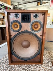 Vintage Pioneer CS-99A Speakers, 5 Way 6 Drivers 100W, Excellent Sound