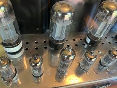 McIntosh MC240 Stereo Tube Power Amplifier Vintage