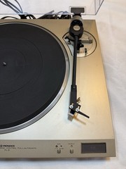 Pioneer PL-8 Quartz-PLL Electronic Control Direct Drive Full-Automatic Turntable
