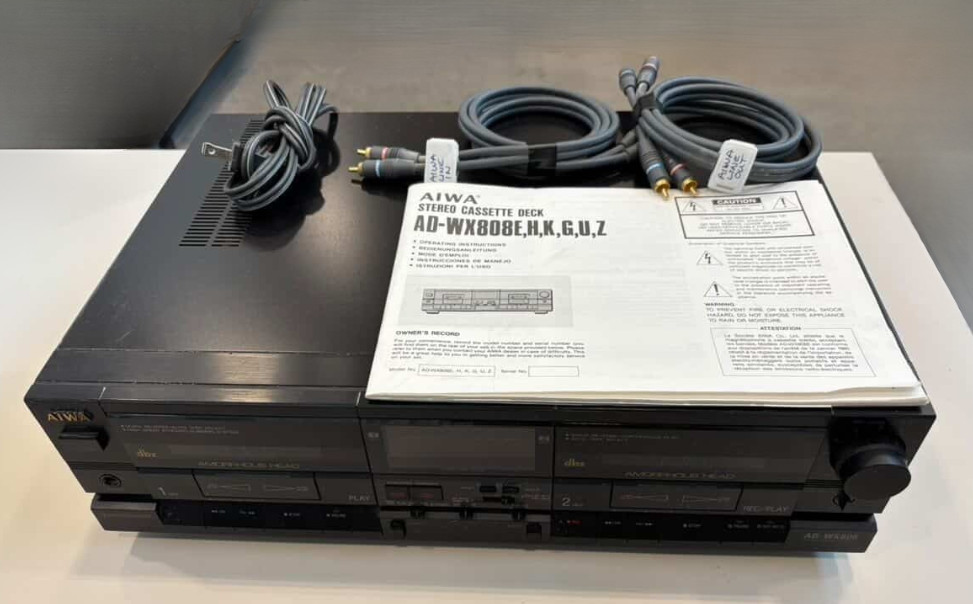 AIWA STEREO CASSETTE DECK AD-WX808