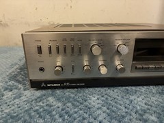 MITSUBISHI DA-R15 VINTAGE 2 CHANNEL STEREO AM FM RECEIVER WOOD CABINET NICE