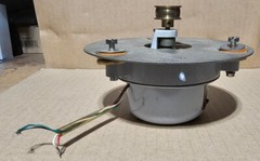 Sony D-502F (TT3000) Turntable Motor for Parts or Repair