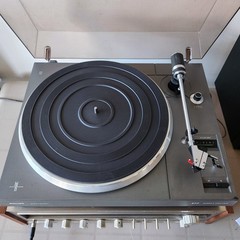 Vintage Philips 677 Direct Control Turntable – Tested Working – Clean Condition