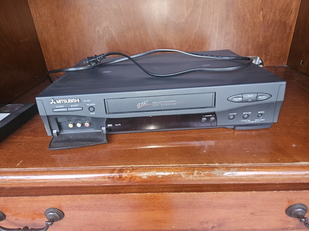 Mitsubishi HS-U446 VCR VHS Player – Tested & Working – WITHOUT Remote