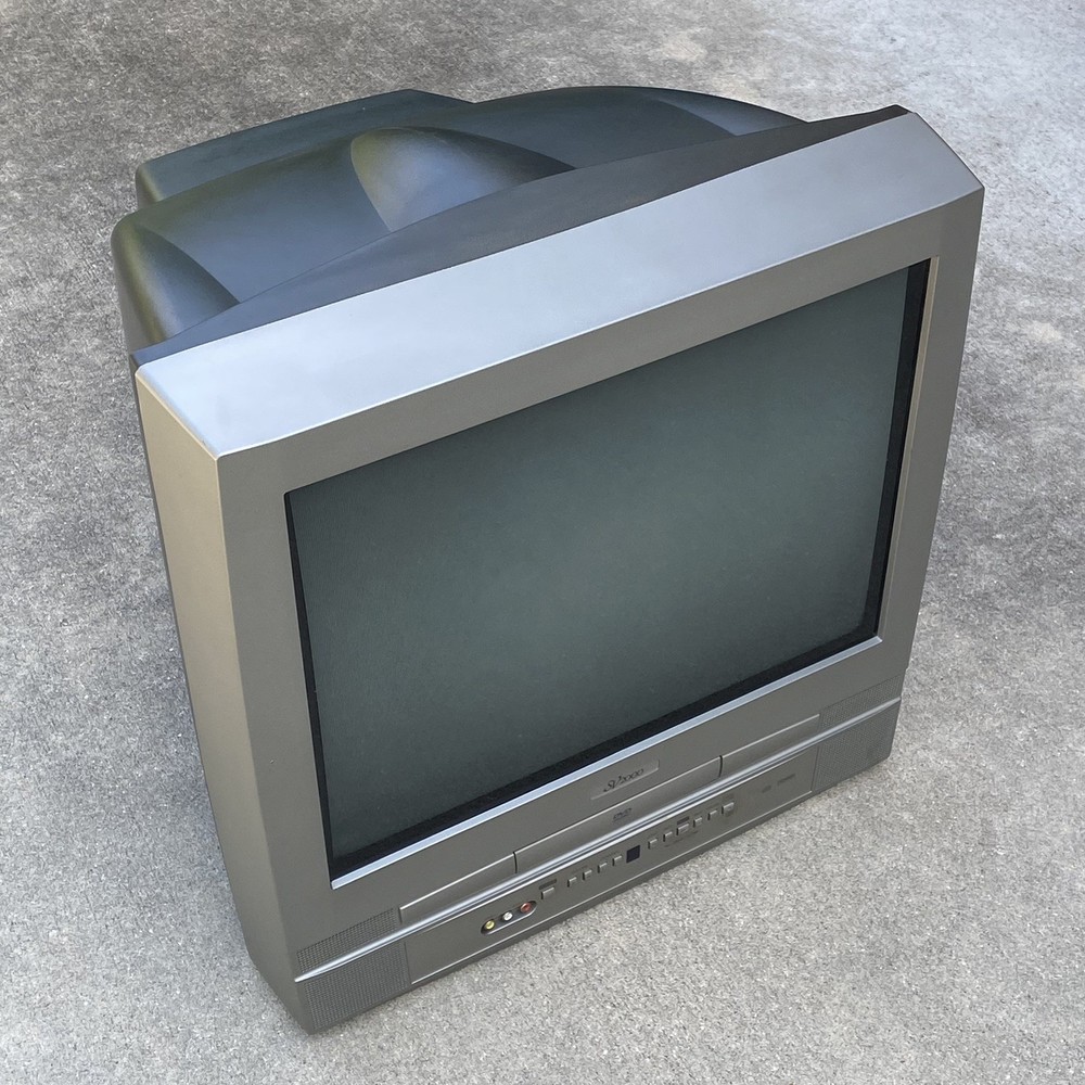 SV2000 WV20D5 20″ Flat CRT TV Built-In DVD Player Combo Y2K – TESTED – No Remote