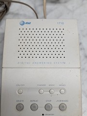 AT&T 1710 Tapeless Digital Telephone Answering System Message Machine