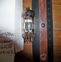 Strong Unknown European Gray Plate O Getter 6DJ8 / ECC88 Tube – 104/102