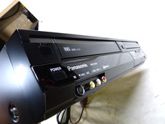 PANASONIC DMR EZ48V HiFi VCR DVD Player Recorder w/Remote HDMI *SEE VIDEO * Nice
