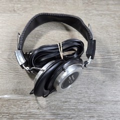 Vintage Numark HV-100 Dynamic Stereo Headphones 32 Ohms DJ Wired Black Silver