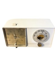 Vintage General Electric Model C-403 5-Tube AM Radio Alarm Clock US Made MCM