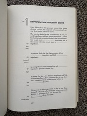 Transistors A Self-Instructional Programed Manual ITT Federal 63-14547