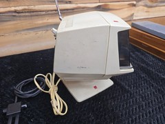 Sharp 3S-111W Portable TV – 1970’s – White Retro Space Age Design. Works w/stand