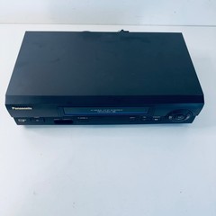 PANASONIC VCR VHS Player w/Remote Control & AV Cord PV-V4611 *Tested/Working*