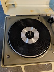 Vintage General Electric Deluxe Automatic Record Player Model V648h WORKS Read