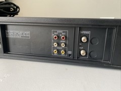 Mitsubishi HS-U446 VCR – TESTED – Without Remote