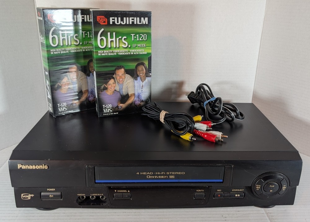 PANASONIC PV-V4611 VCR Plus Omnivision 4 Head Blue Line With Extra’s