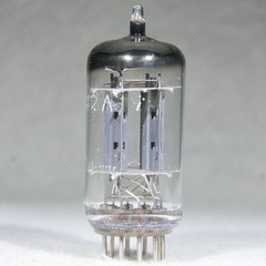 Telefunken ECC83/12AX7 Long Smooth Plate Diamond Mark on Bottom Germany Strong