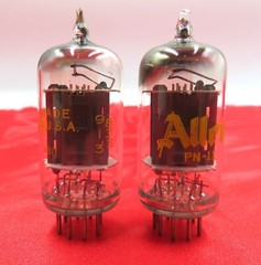 1958 Sylvania 12AU7 PLATINUM PLUS GRADE D Getter Preamp Tubes Matched Pair ECC82