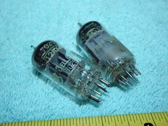 2 Bell & Howell MATCHED Pair 7025 12AX7 ECC83 Audio Tubes STRONG GREY PLATE 1966