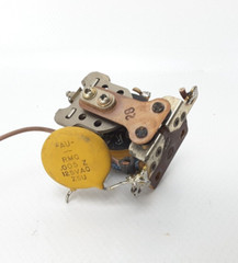 MCINTOSH C32 PREAMPLIER PARTS: AUTO-ON PC BOARD 045-121 RELAY