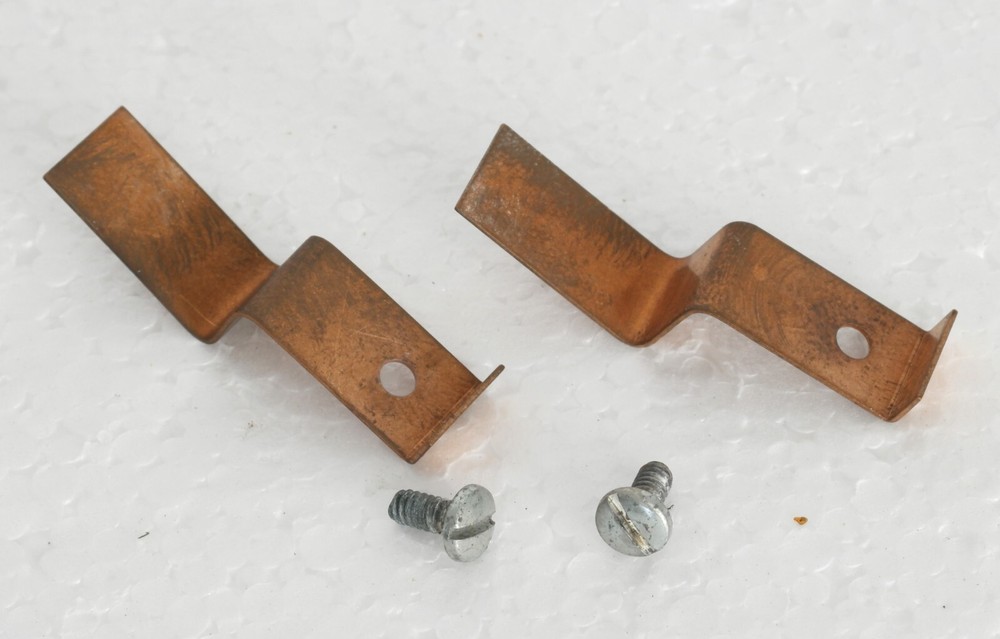 McIntosh MAC 1900 Receiver Part : Pair of Meter Holding Brackets