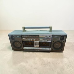 Aiwa CA-W2 Vintage Radio Cassette Boombox Stereo 100V Japan For Parts or Repair