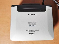 Sony GV-D800 Digital8 8mm Video Cassette Recorder Player Hi8 Video8 Tested Japan