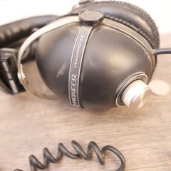 Vintage Pioneer SE-405 Stereo Headphones with Dual Volume Controls TESTED