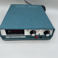 Bell & Howell Schools IMD-1210 Heath Digital Multimeter Voltage Bell & Howell