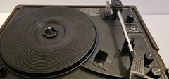 Vintage Audiotronics 326-V Portable Turntable In ” WORKING CONDITION! ” TESTED