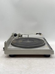 Technics SL-235 Belt Drive Frequency-Servo Automatic Turntable – Broken