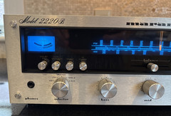 Marantz Model 2220B Stereophonic AM/FM Stereo 20 WPC Receiver Open Box