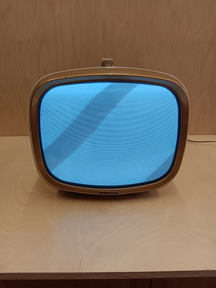 Rare Vintage Portable RCA Victor Deluxe TV 14-PD-8054 Television Art Deco Works!