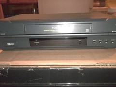Toshiba W-422 VCR VHS Player Recorder 4 Head Commercial Skip , Tested, No Remote