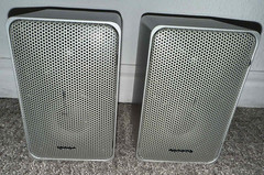 Realistic Minimus-7 Speakers Silver 40-2034A