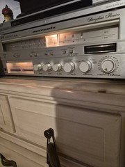 VINTAGE MARANTZ SR 70 WATT AMPLIFIER RECEIVER