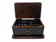 Parmak Model 1929 Radio Parker McCrory Mfg Co Wooden Cabinet – NICE SHAPE